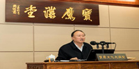 北京大学原党委书记朱善璐在宝鹰讲堂开讲“企业与初心”